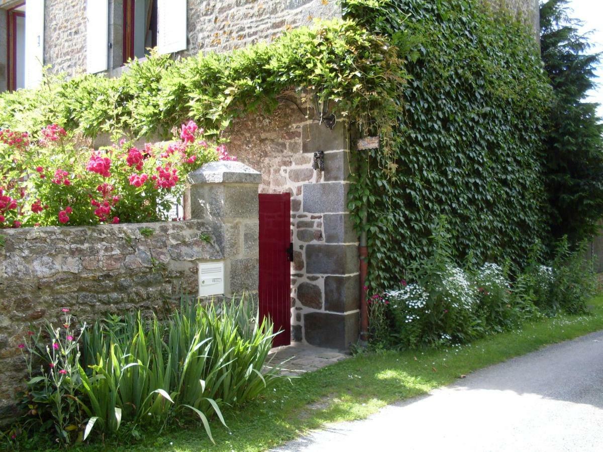 Chambres D'Hotes De La Barrerie Dinge Bagian luar foto